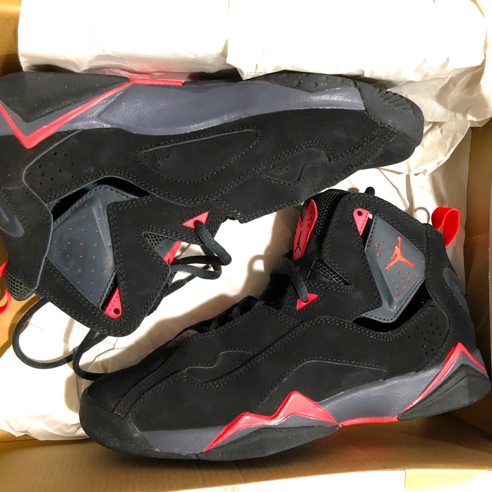 Jordan true flight shoes